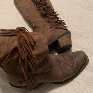 Ariat size 7